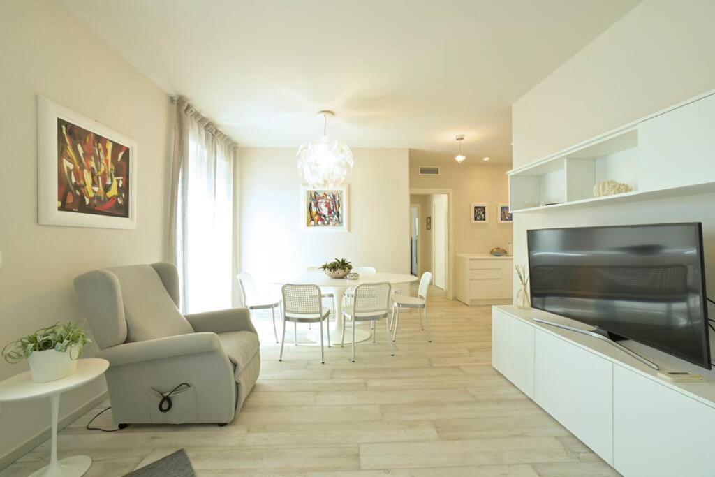 Luxury Apartament Con Garage Vista Mare Alassio Per 6 Persone Εξωτερικό φωτογραφία