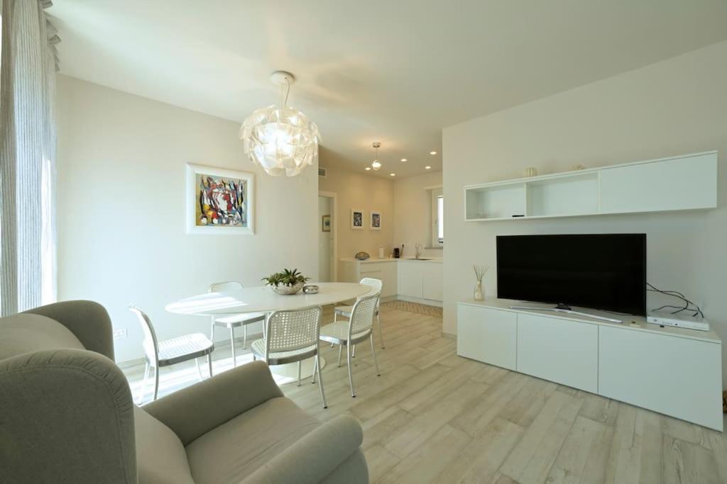 Luxury Apartament Con Garage Vista Mare Alassio Per 6 Persone Εξωτερικό φωτογραφία